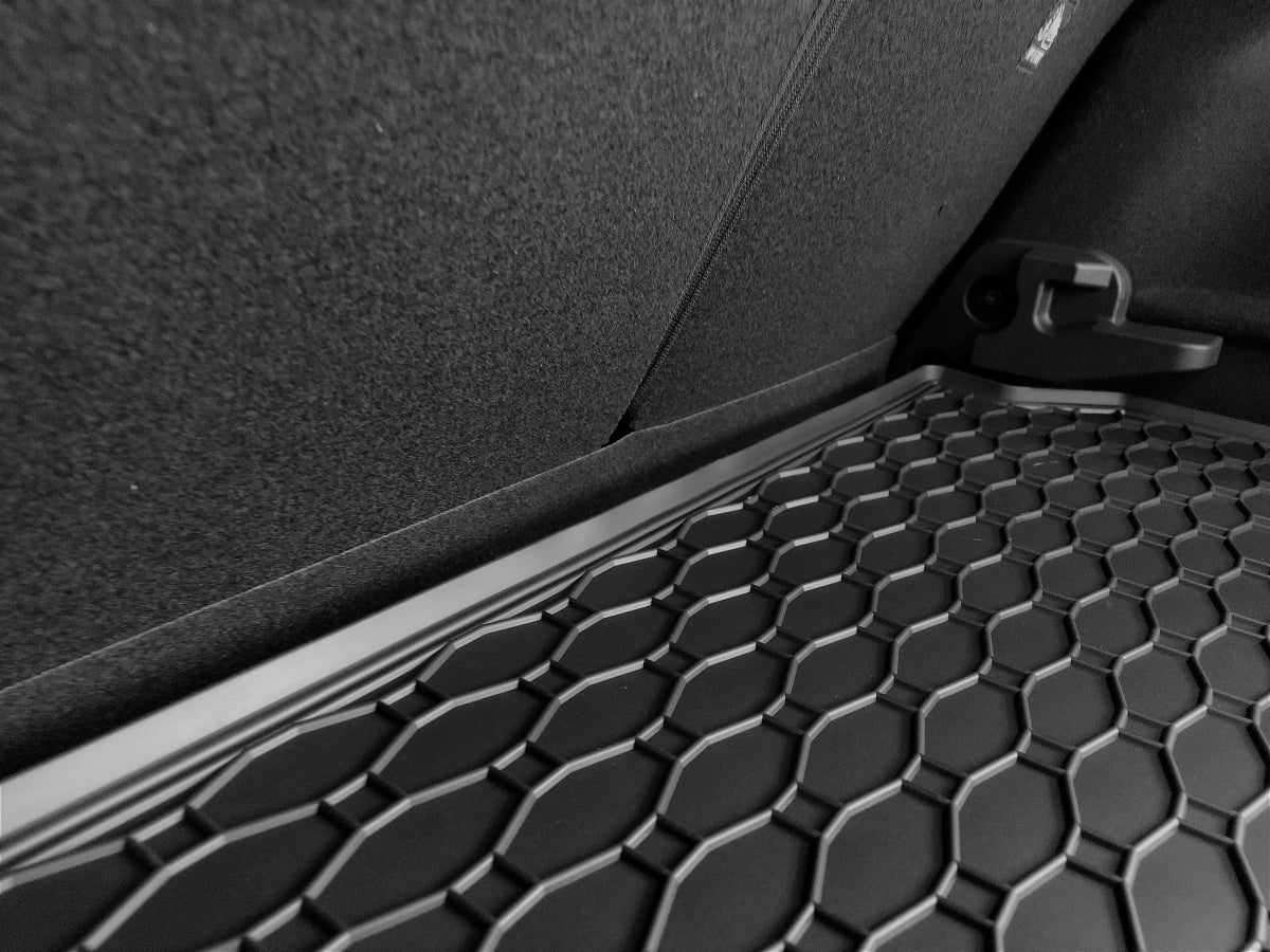 Kofferbakmat voor Opel Mokka en Mokka-e (vanaf 2021), hoge- of lage laadvloer - Rubber