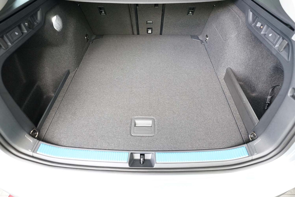 Guardliner kofferbakmat voor Volkswagen Passat B9 Variant, Skoda Suberb (3Y) Combi (vanaf 2023) - TPE-Rubber