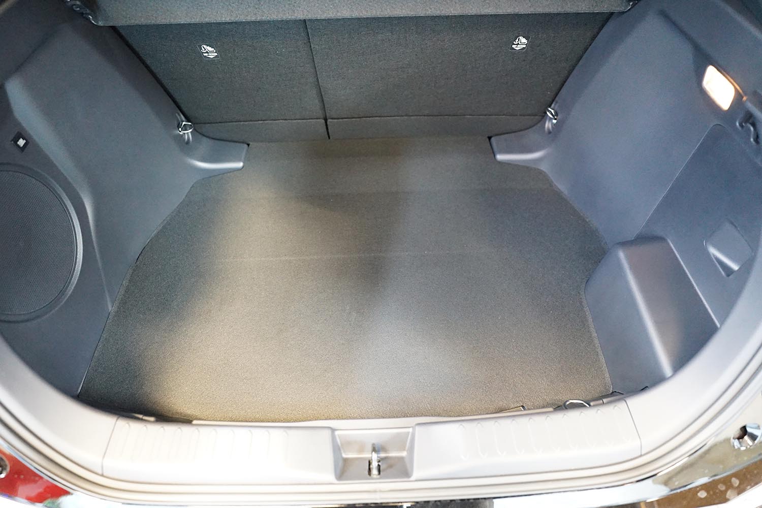 Guardliner kofferbakmat voor Toyota C-HR (AX20) 2.0 Dynamic Force hybride 4x4 (vanaf 2024) - TPE-Rubber