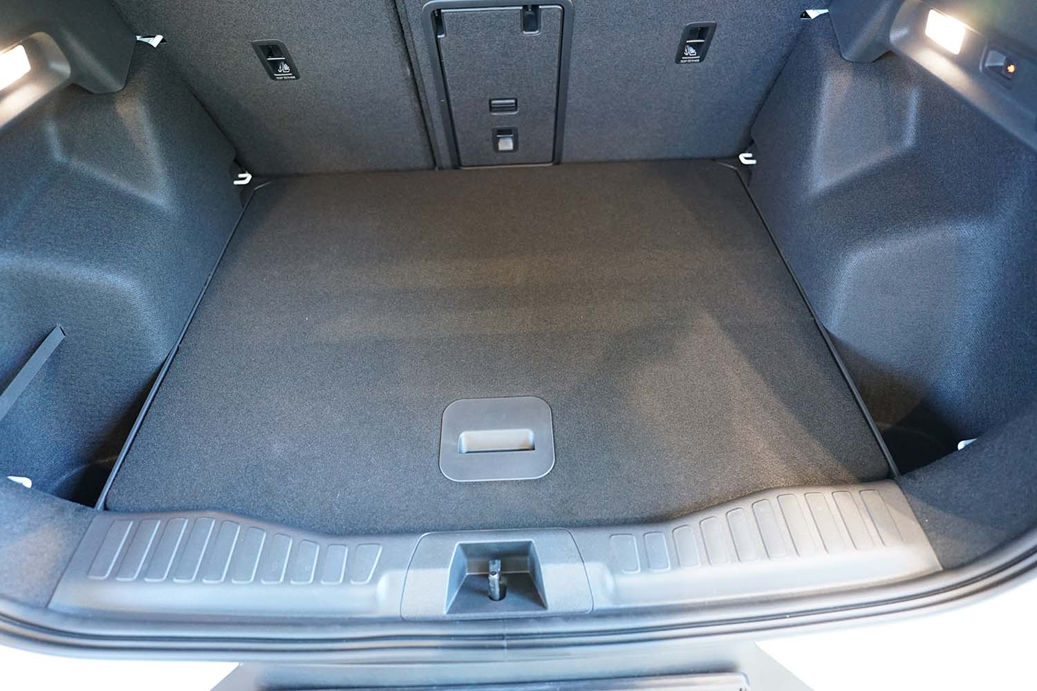 Guardliner kofferbakmat voor Ford Explorer 6 (U625) (electric) (vanaf 06.2024-) - TPE-Rubber